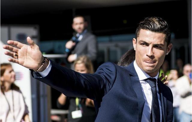 热刺vs小蜜蜂首发：库杜斯、里沙利松领衔！帕利尼亚替补