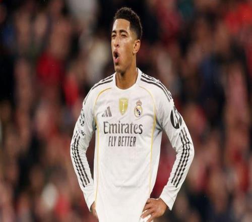 作用突出！文班替补贡献15分8板4帽，连续99场有盖帽（表现亮眼！文班替补拿下15分8篮板4盖帽，连续99场送帽）